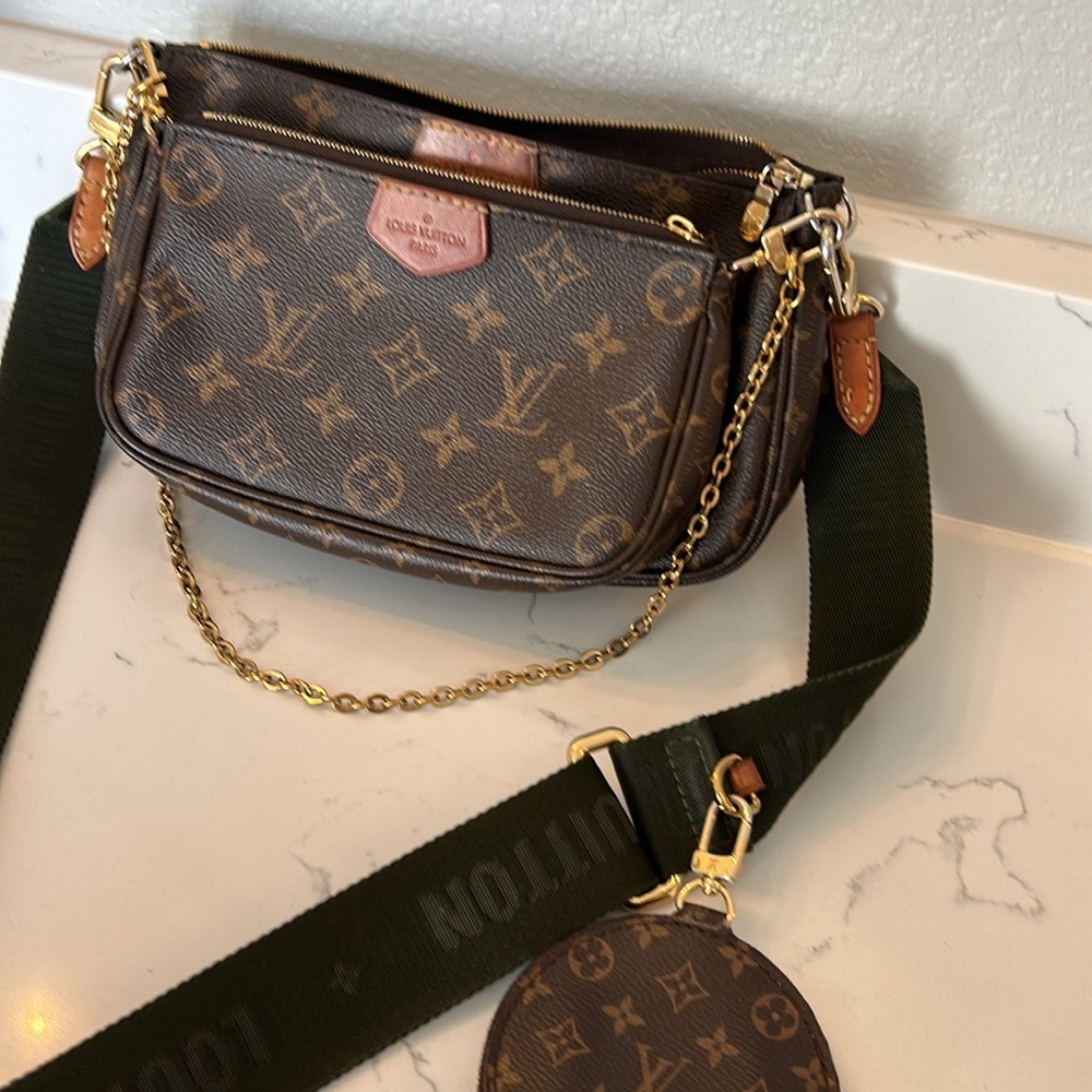 Louis Vuitton Pochette Métis Accessories with Khaki green strap . 100 %authentic